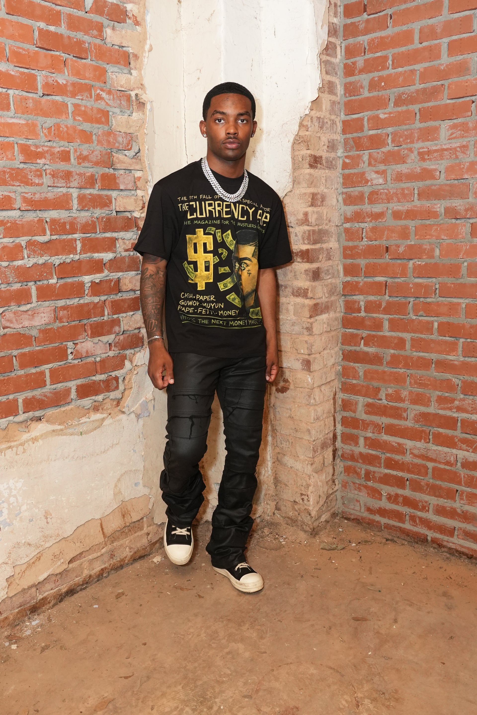 Hustlers Magazine-Tee